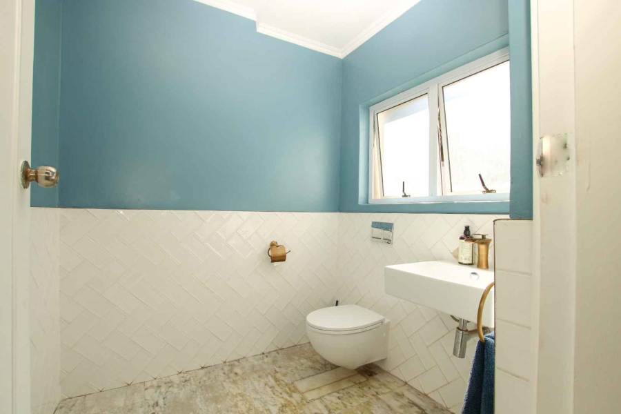 5 Bedroom Property for Sale in Umhlanga KwaZulu-Natal