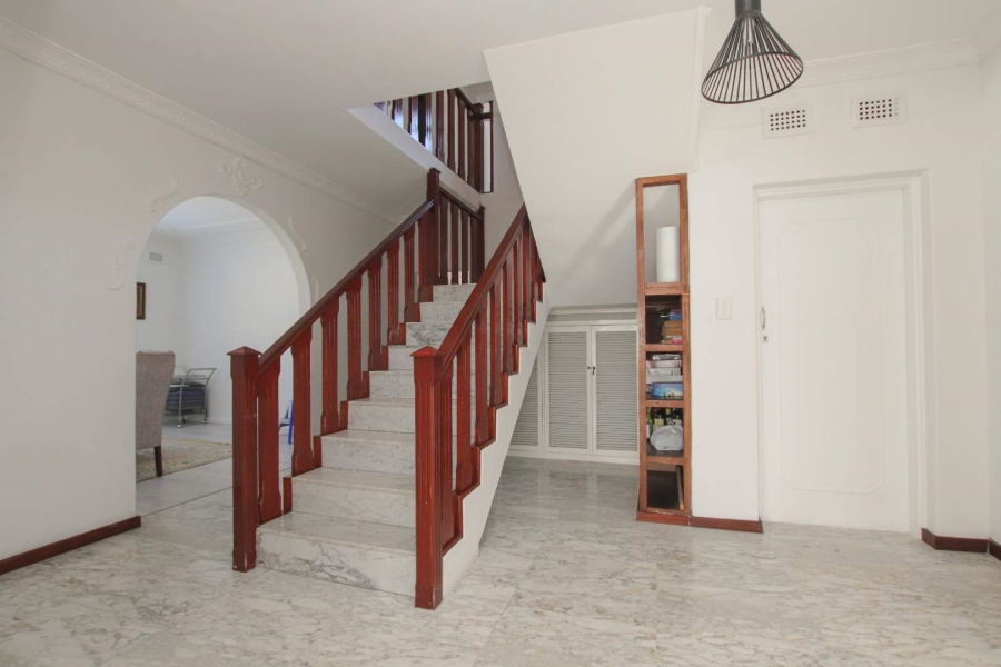 5 Bedroom Property for Sale in Umhlanga KwaZulu-Natal