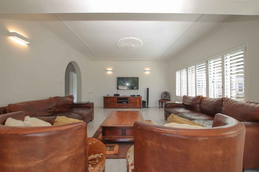 5 Bedroom Property for Sale in Umhlanga KwaZulu-Natal