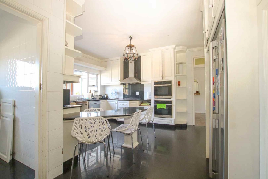 5 Bedroom Property for Sale in Umhlanga KwaZulu-Natal