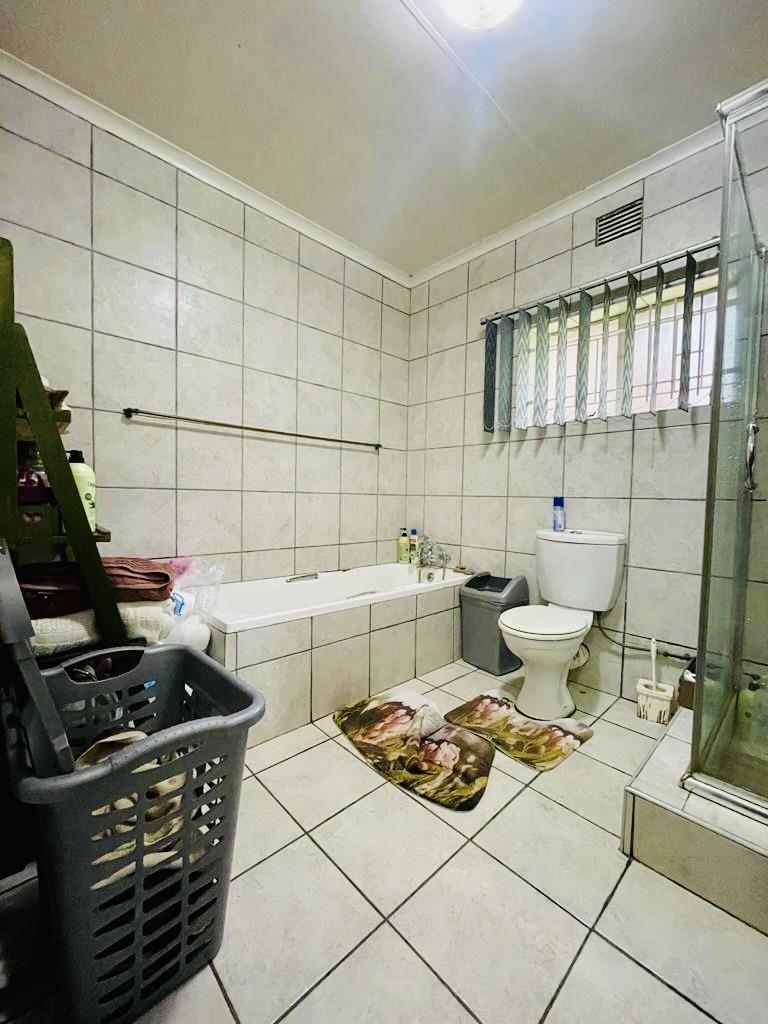 4 Bedroom Property for Sale in Pongola KwaZulu-Natal