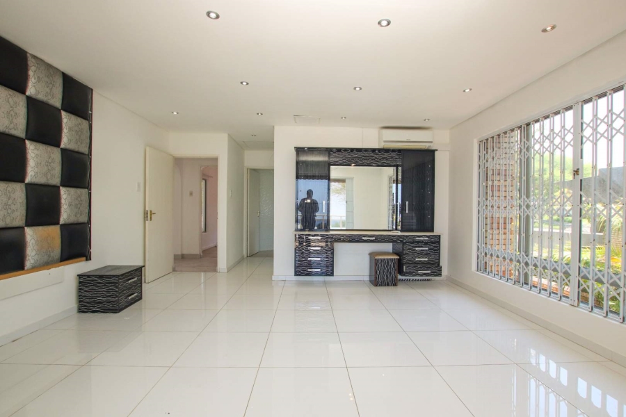 4 Bedroom Property for Sale in Herrwood Park KwaZulu-Natal