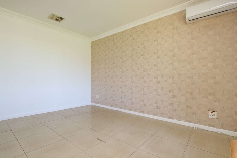 4 Bedroom Property for Sale in Herrwood Park KwaZulu-Natal