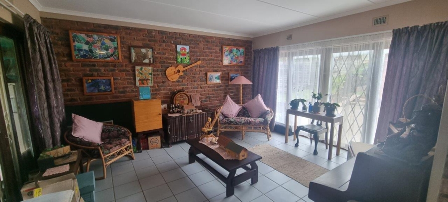 4 Bedroom Property for Sale in Southport KwaZulu-Natal