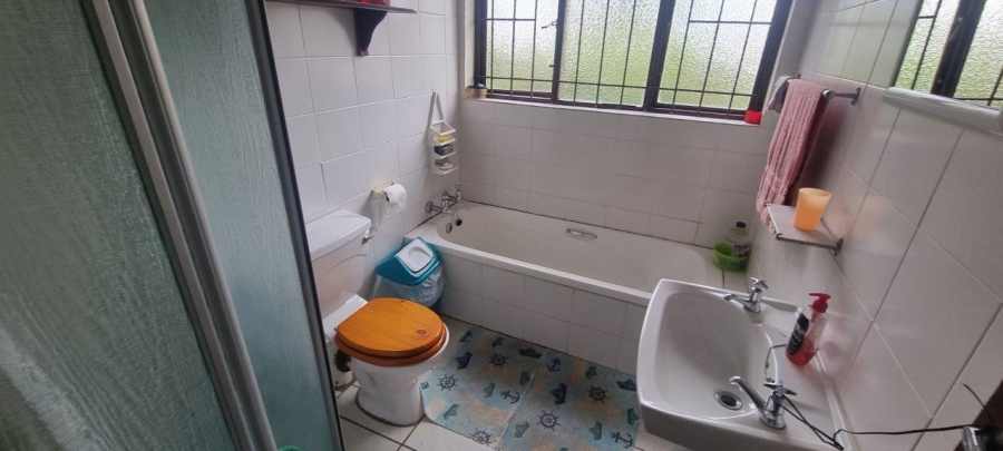 4 Bedroom Property for Sale in Southport KwaZulu-Natal