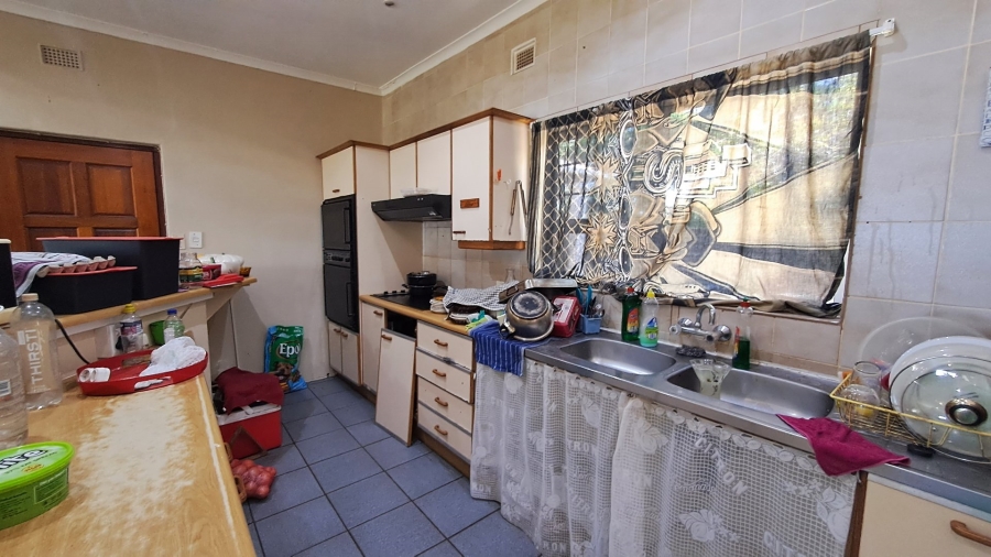 4 Bedroom Property for Sale in Port Edward KwaZulu-Natal