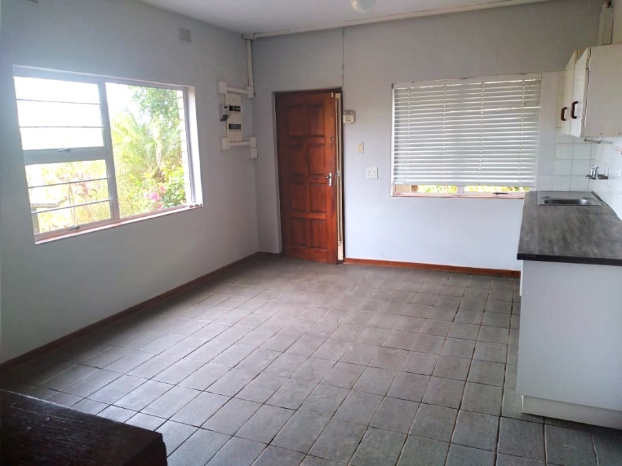4 Bedroom Property for Sale in Port Edward KwaZulu-Natal