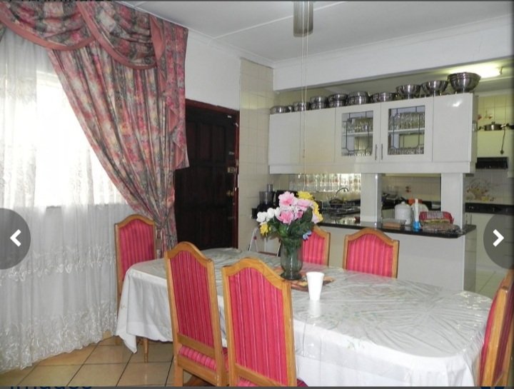 5 Bedroom Property for Sale in Lotusville KwaZulu-Natal