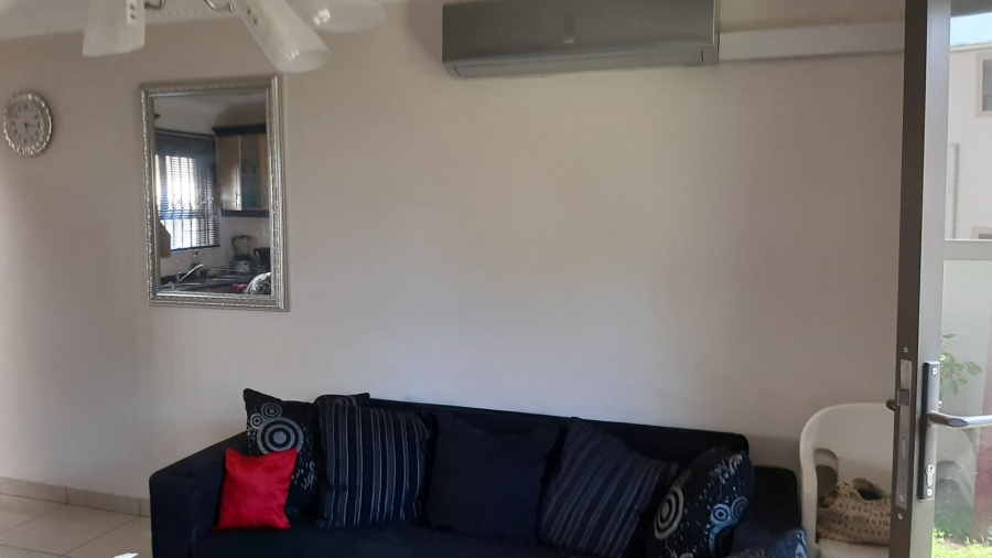 2 Bedroom Property for Sale in Pinetown KwaZulu-Natal