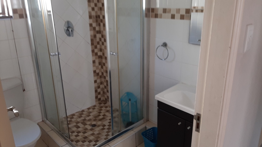 2 Bedroom Property for Sale in Pinetown KwaZulu-Natal