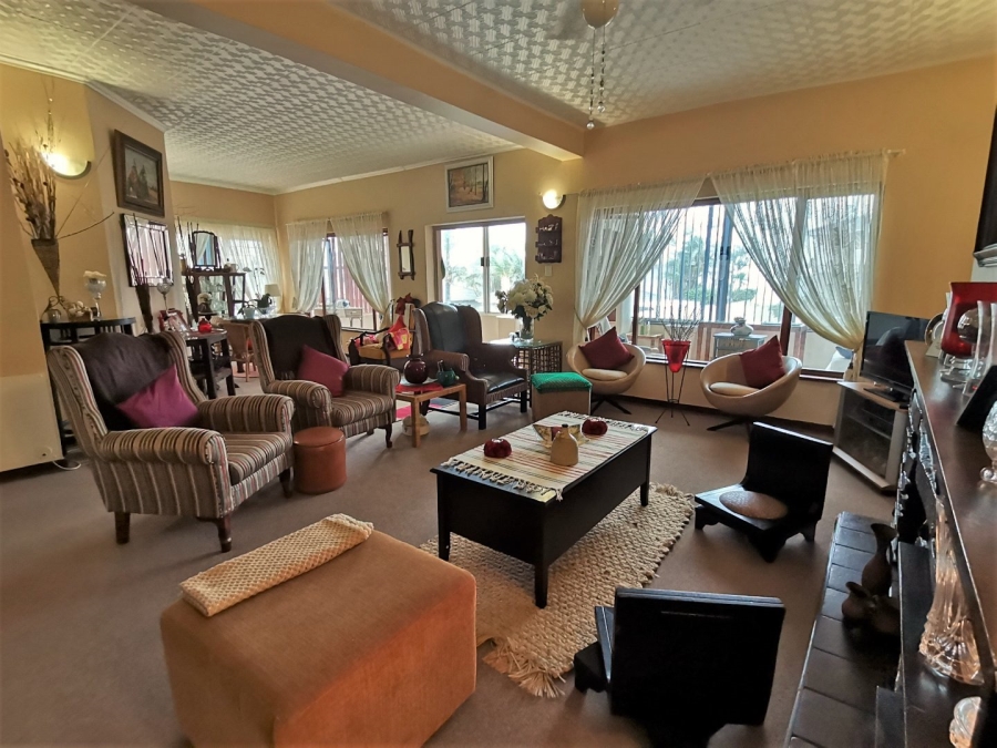 4 Bedroom Property for Sale in Manaba Beach KwaZulu-Natal