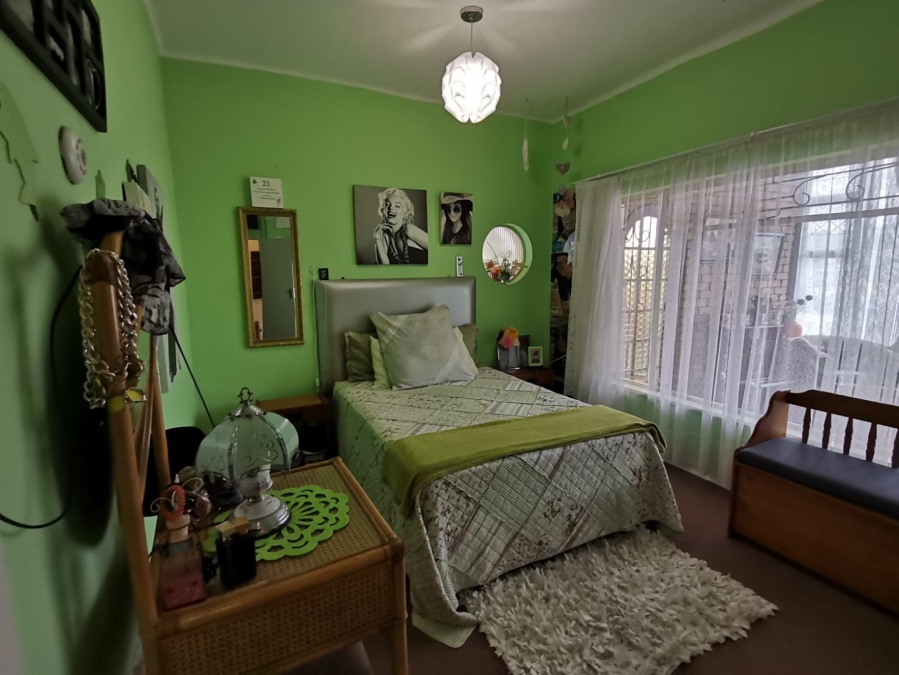 4 Bedroom Property for Sale in Manaba Beach KwaZulu-Natal