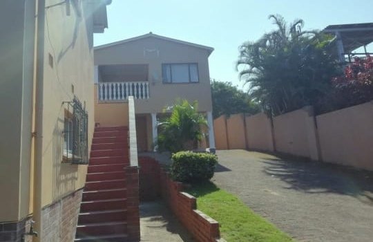 7 Bedroom Property for Sale in St Michaels On Sea KwaZulu-Natal