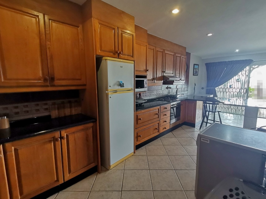 5 Bedroom Property for Sale in Ramsgate KwaZulu-Natal