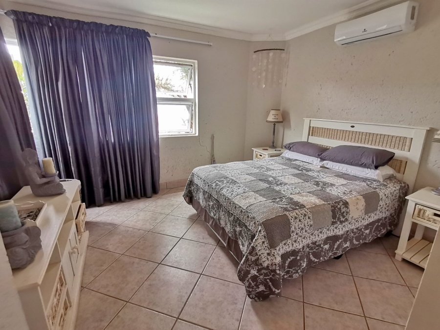 5 Bedroom Property for Sale in Ramsgate KwaZulu-Natal