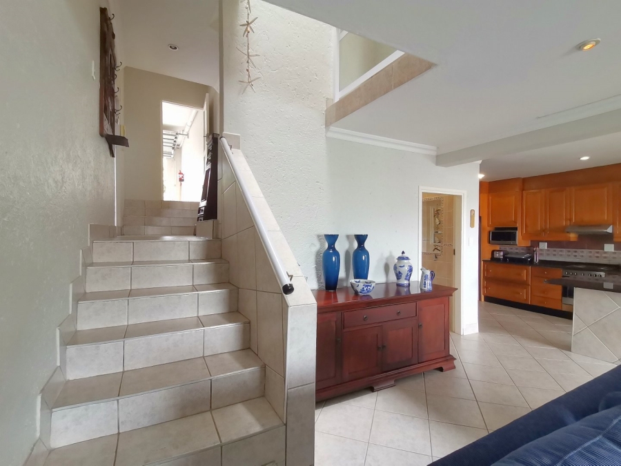 5 Bedroom Property for Sale in Ramsgate KwaZulu-Natal