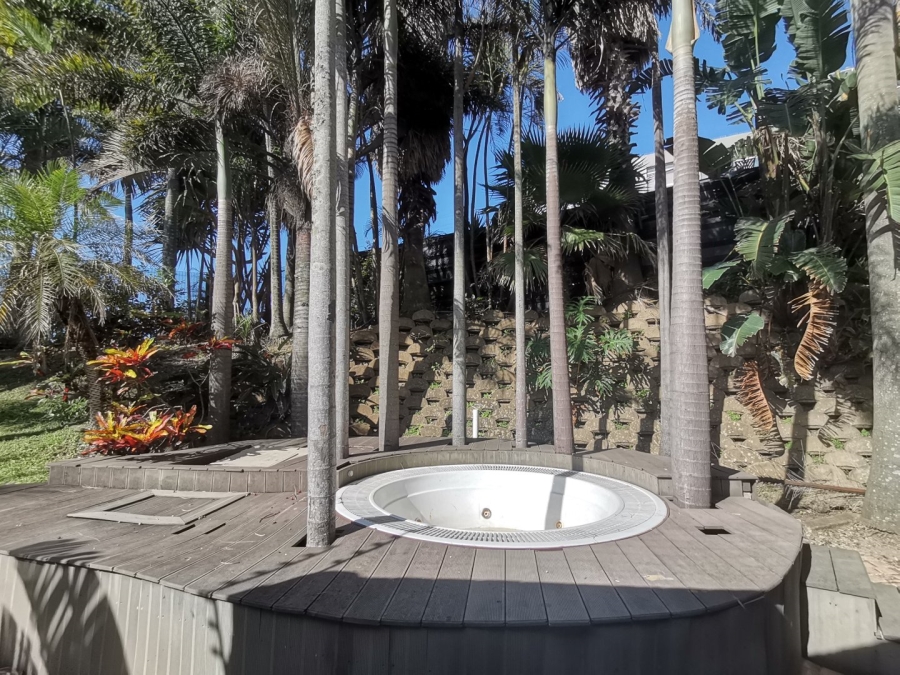 5 Bedroom Property for Sale in Margate KwaZulu-Natal