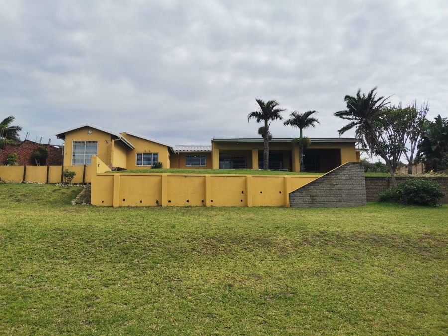 6 Bedroom Property for Sale in Oslo Beach KwaZulu-Natal
