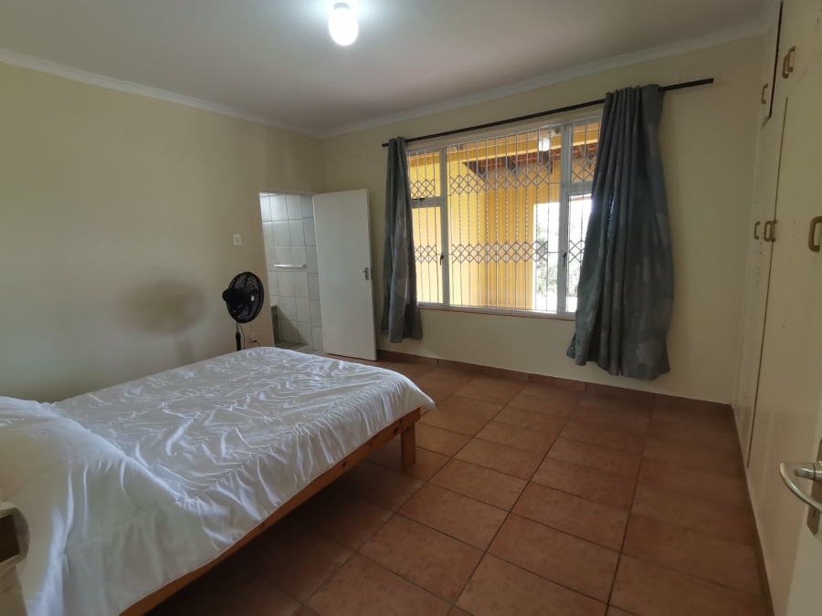 6 Bedroom Property for Sale in Oslo Beach KwaZulu-Natal