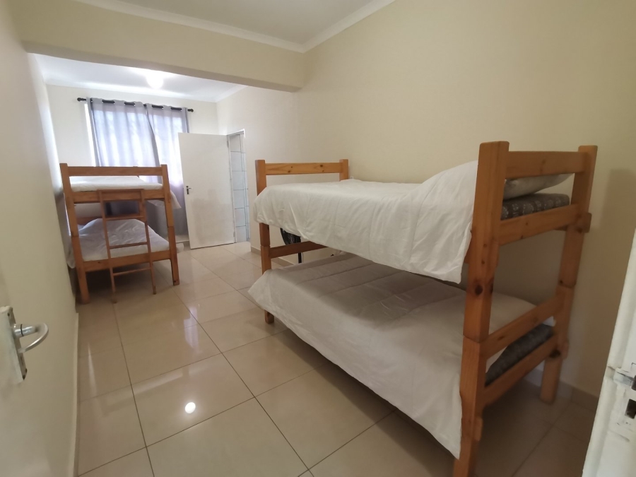 6 Bedroom Property for Sale in Oslo Beach KwaZulu-Natal