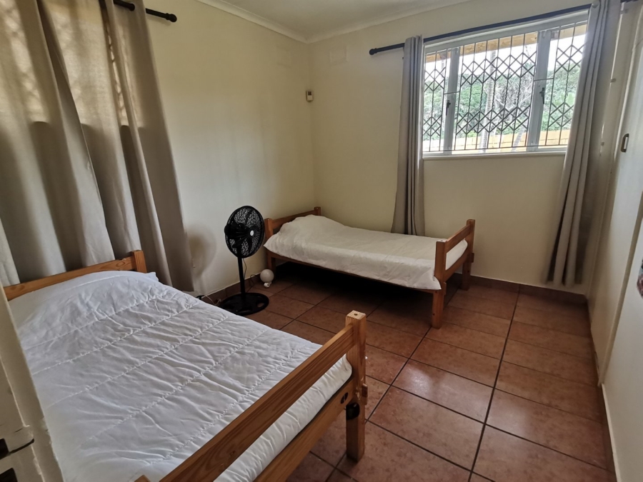 6 Bedroom Property for Sale in Oslo Beach KwaZulu-Natal