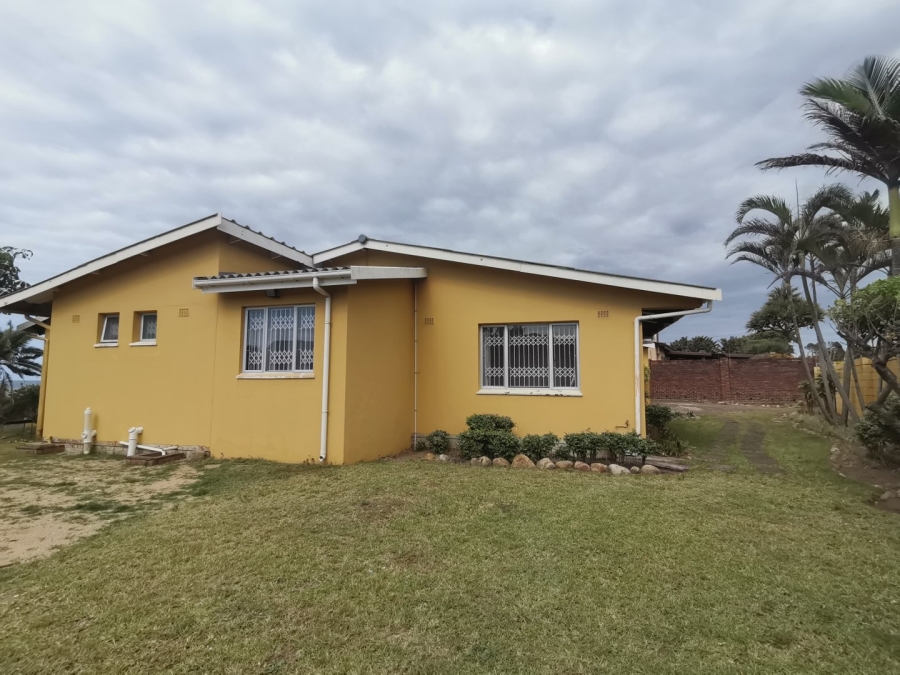 6 Bedroom Property for Sale in Oslo Beach KwaZulu-Natal