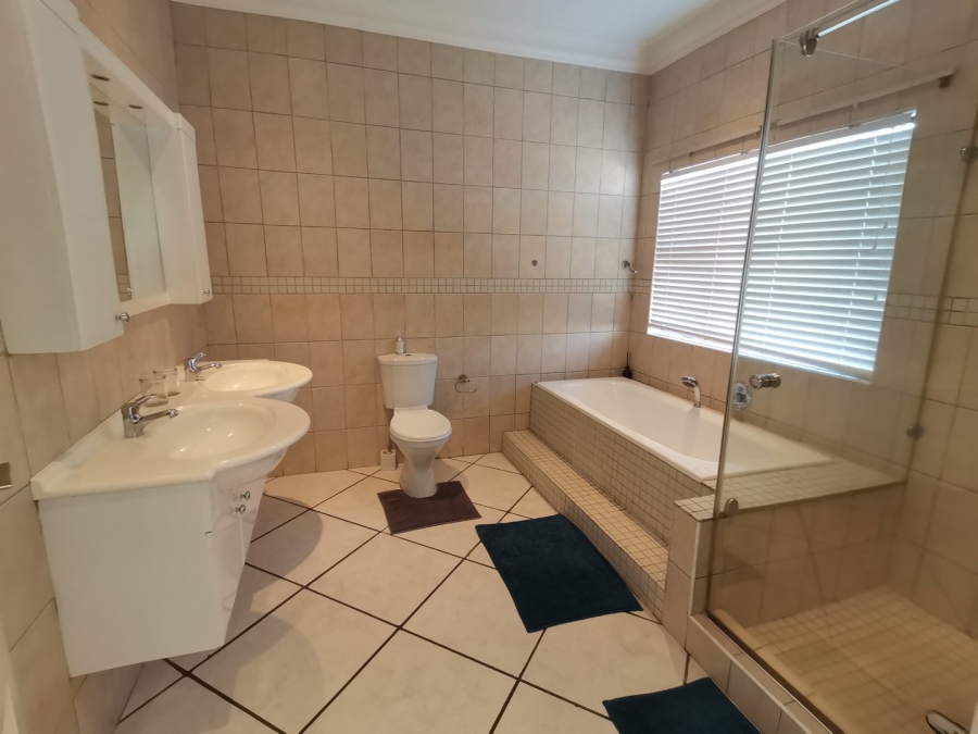 4 Bedroom Property for Sale in Ramsgate KwaZulu-Natal