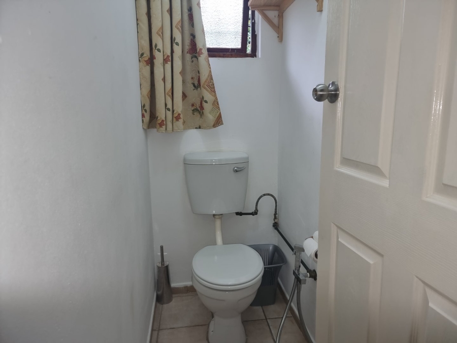 3 Bedroom Property for Sale in Southport KwaZulu-Natal