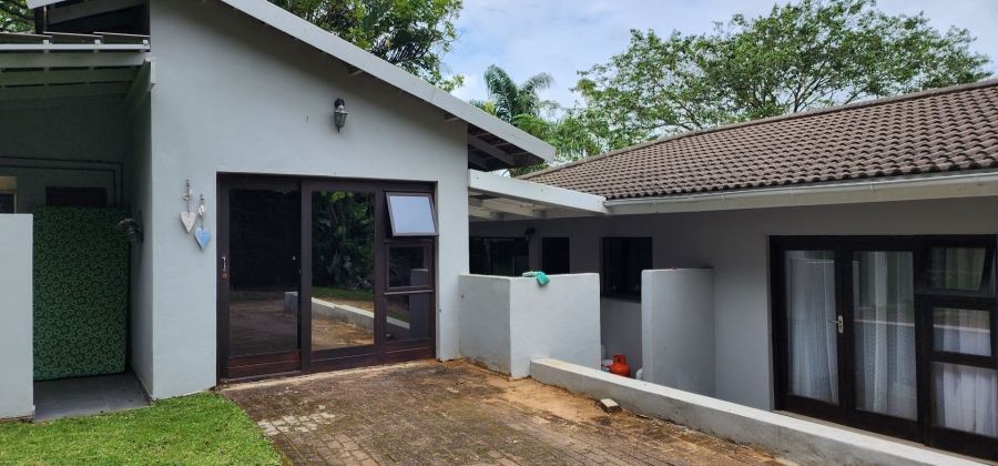 4 Bedroom Property for Sale in Umtentweni KwaZulu-Natal