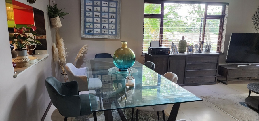 4 Bedroom Property for Sale in Umtentweni KwaZulu-Natal