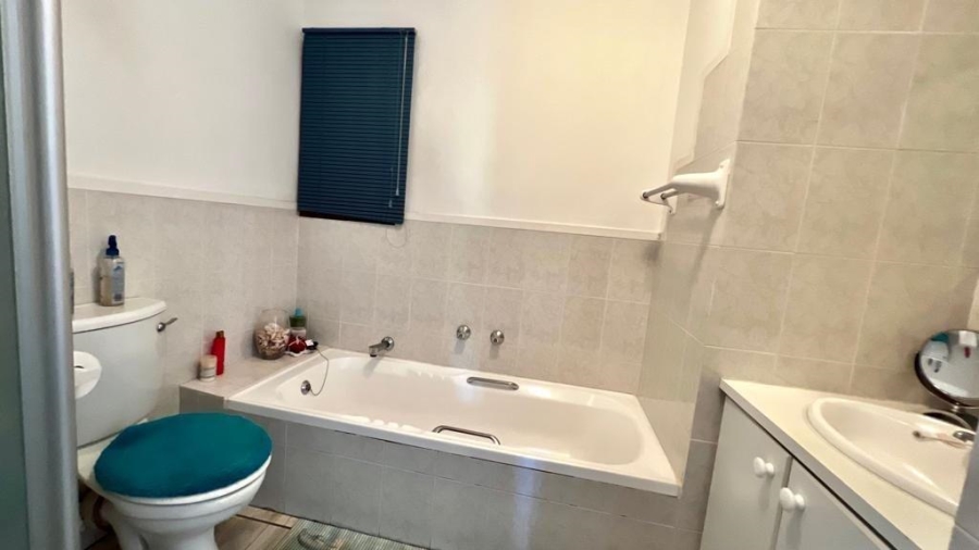 3 Bedroom Property for Sale in Shelly Beach KwaZulu-Natal