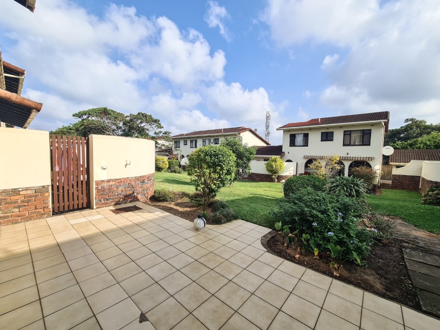 3 Bedroom Property for Sale in Umtentweni KwaZulu-Natal