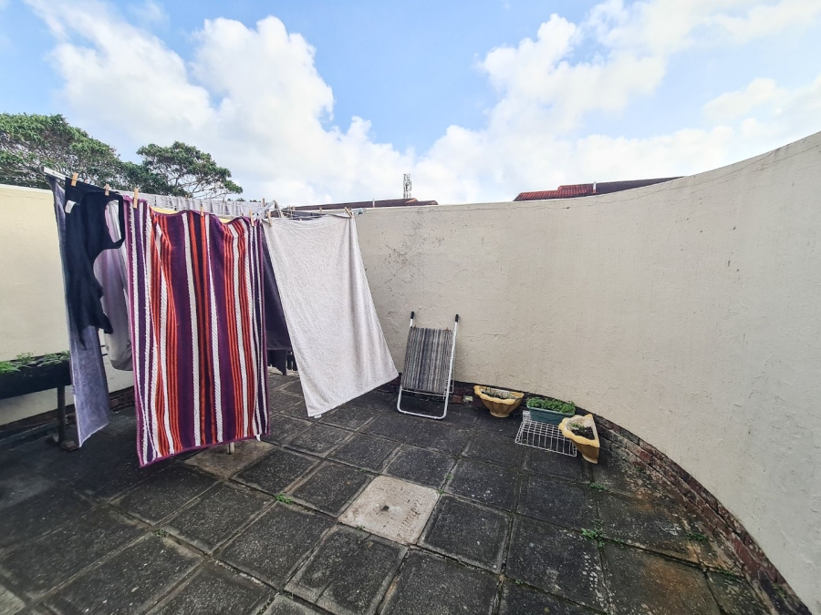 3 Bedroom Property for Sale in Umtentweni KwaZulu-Natal