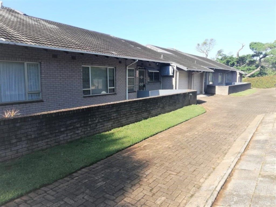 3 Bedroom Property for Sale in Umtentweni KwaZulu-Natal