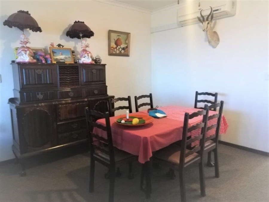 3 Bedroom Property for Sale in Umtentweni KwaZulu-Natal