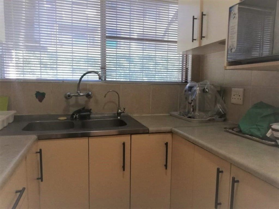 3 Bedroom Property for Sale in Umtentweni KwaZulu-Natal