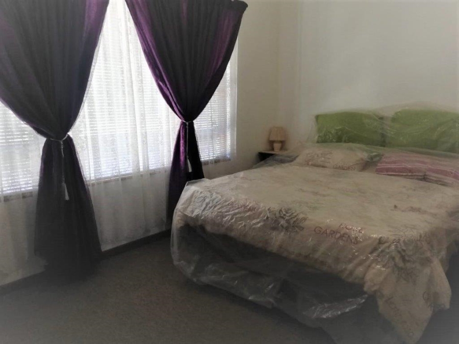 3 Bedroom Property for Sale in Umtentweni KwaZulu-Natal