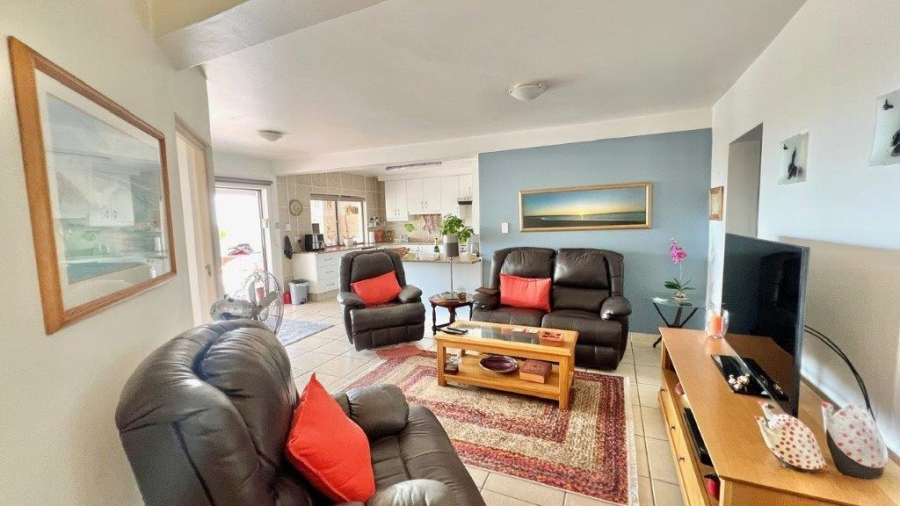 3 Bedroom Property for Sale in Uvongo KwaZulu-Natal