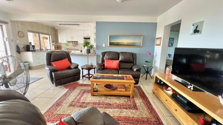 3 Bedroom Property for Sale in Uvongo KwaZulu-Natal