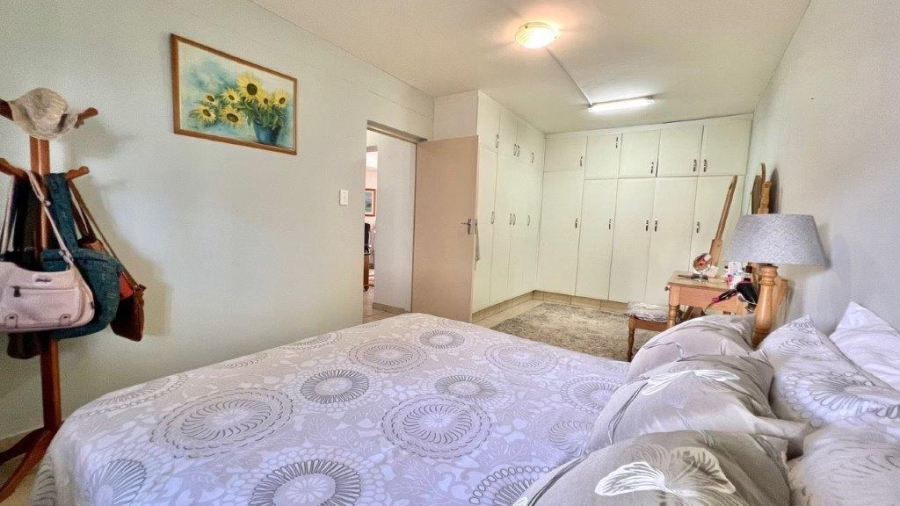 3 Bedroom Property for Sale in Uvongo KwaZulu-Natal