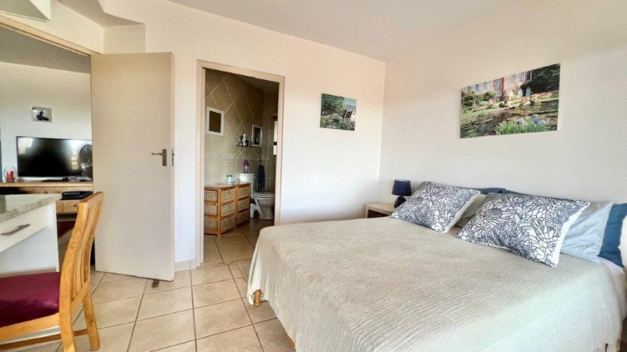 3 Bedroom Property for Sale in Uvongo KwaZulu-Natal