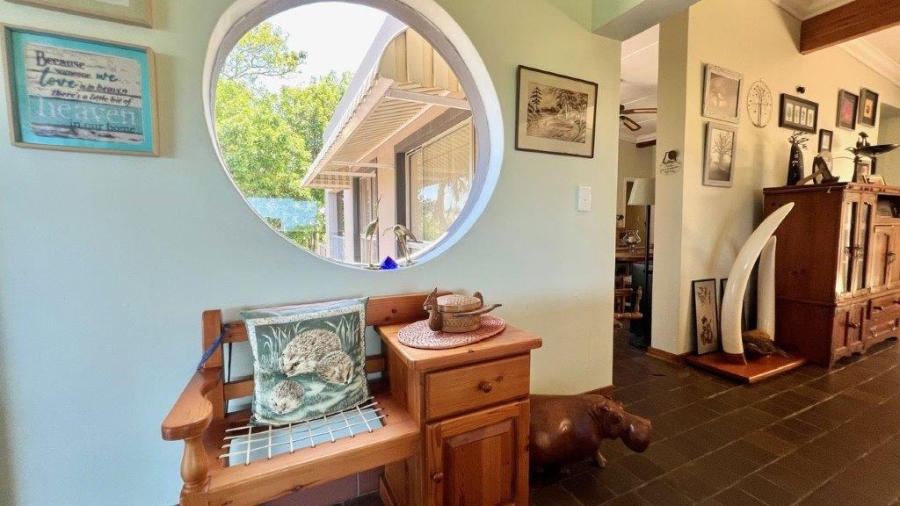 4 Bedroom Property for Sale in Uvongo KwaZulu-Natal