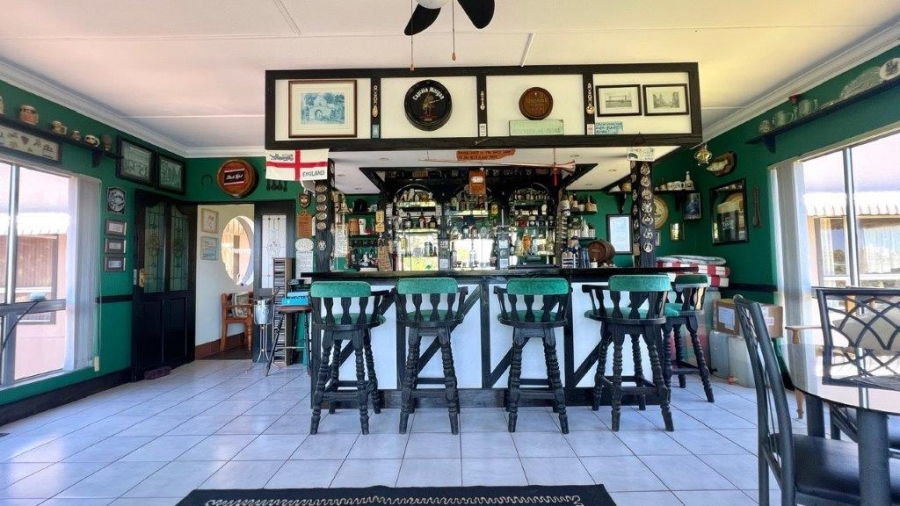 4 Bedroom Property for Sale in Uvongo KwaZulu-Natal