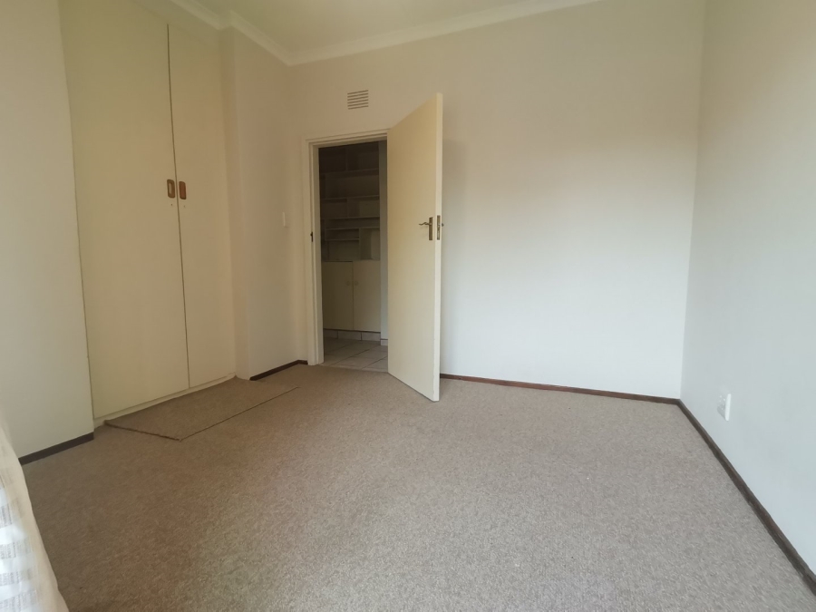 To Let 6 Bedroom Property for Rent in Margate KwaZulu-Natal