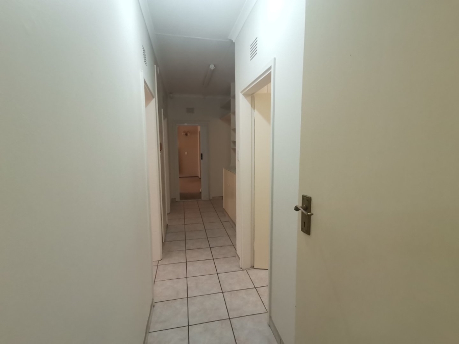 To Let 6 Bedroom Property for Rent in Margate KwaZulu-Natal