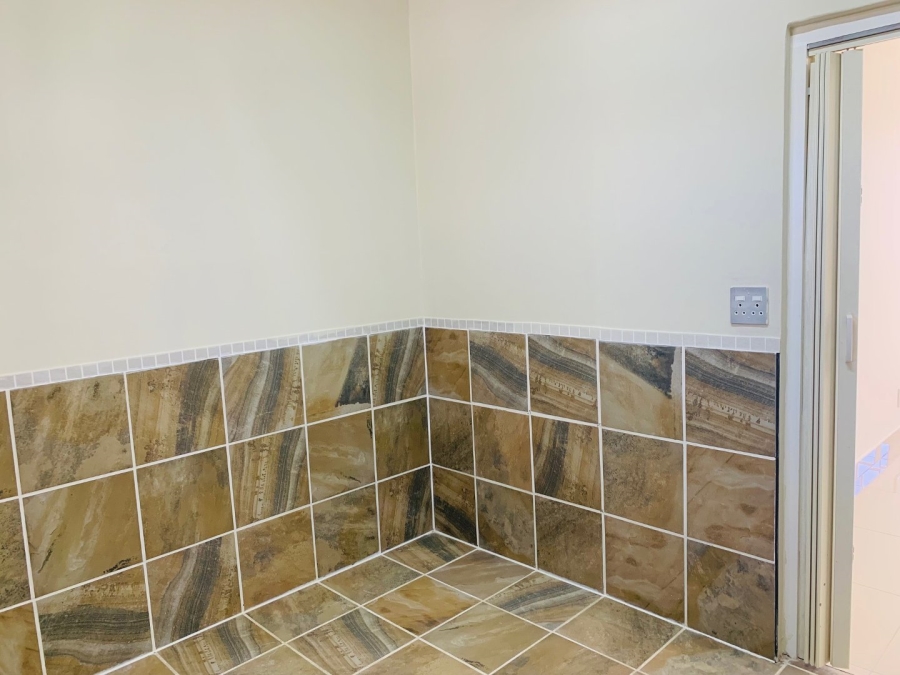 To Let commercial Property for Rent in Gillitts KwaZulu-Natal