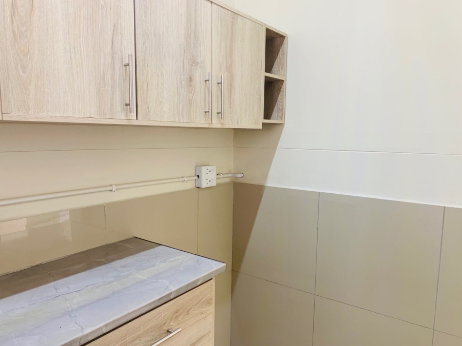 To Let commercial Property for Rent in Gillitts KwaZulu-Natal