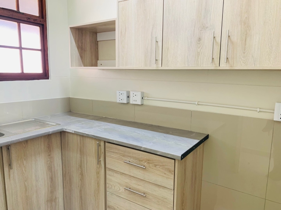 To Let commercial Property for Rent in Gillitts KwaZulu-Natal