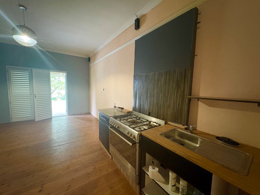 5 Bedroom Property for Sale in Umtentweni KwaZulu-Natal