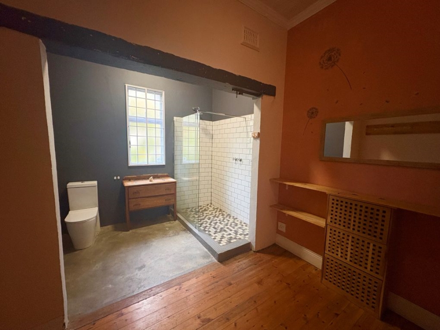 5 Bedroom Property for Sale in Umtentweni KwaZulu-Natal